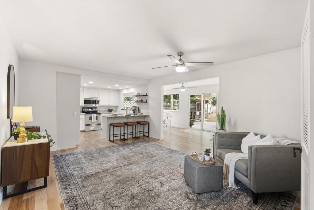 2220 Nob Hill