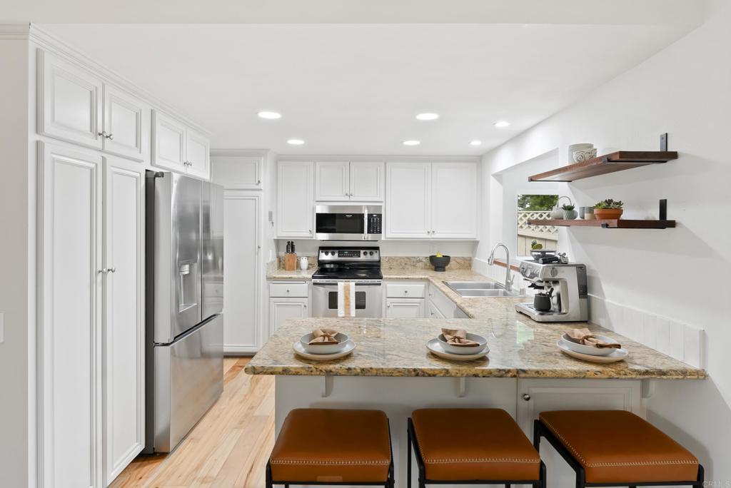 2220 Nob Hill