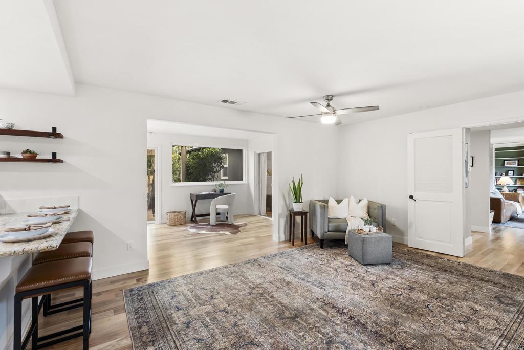 2220 Nob Hill