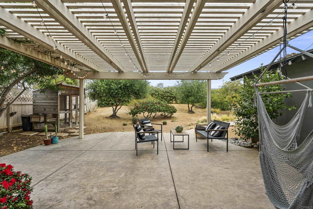 2220 Nob Hill