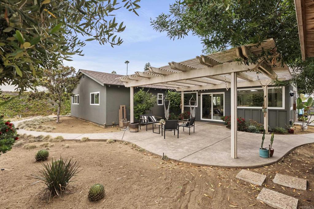 2220 Nob Hill