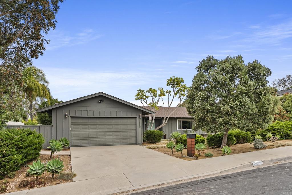 2220 Nob Hill