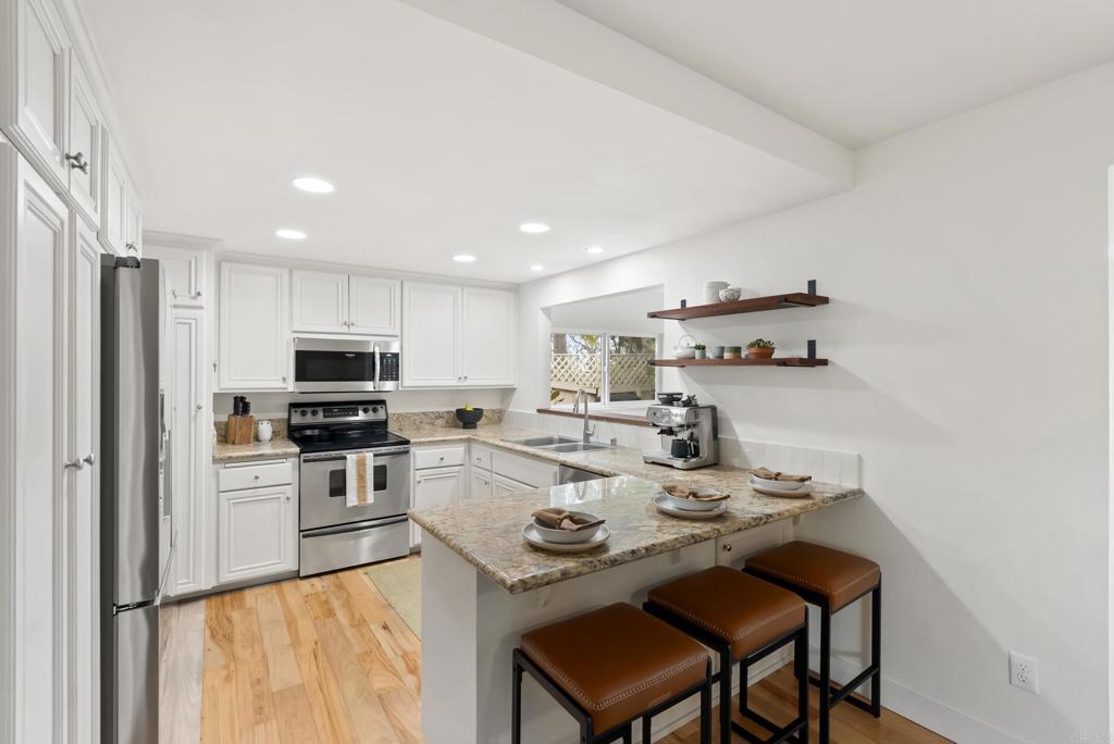 2220 Nob Hill