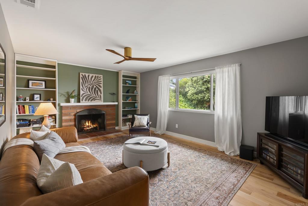 2220 Nob Hill