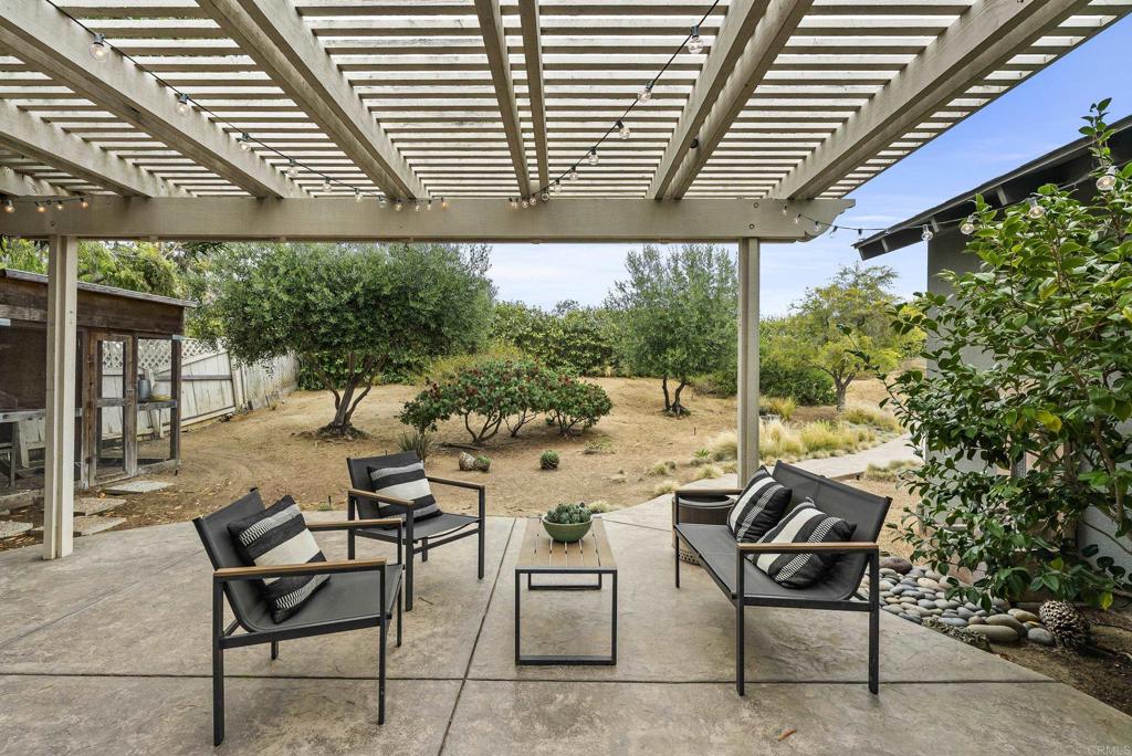 2220 Nob Hill