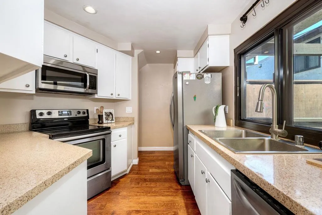 2232 Caminito Pajarito Unit 114