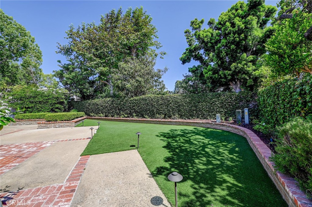 1700 Port Abbey Place