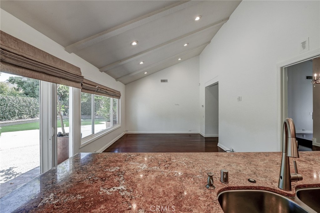 1700 Port Abbey Place