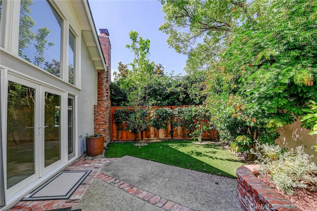 1700 Port Abbey Place