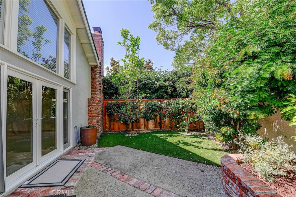 1700 Port Abbey Place