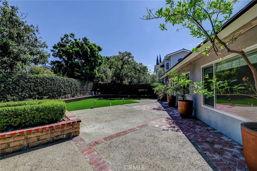 1700 Port Abbey Place