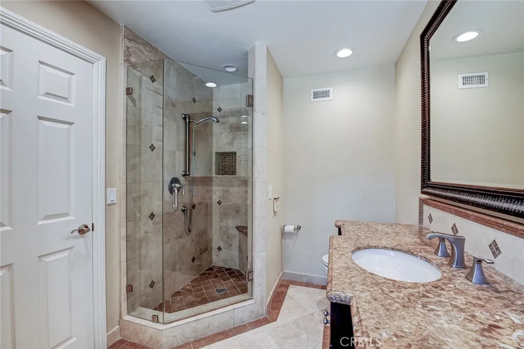 1700 Port Abbey Place