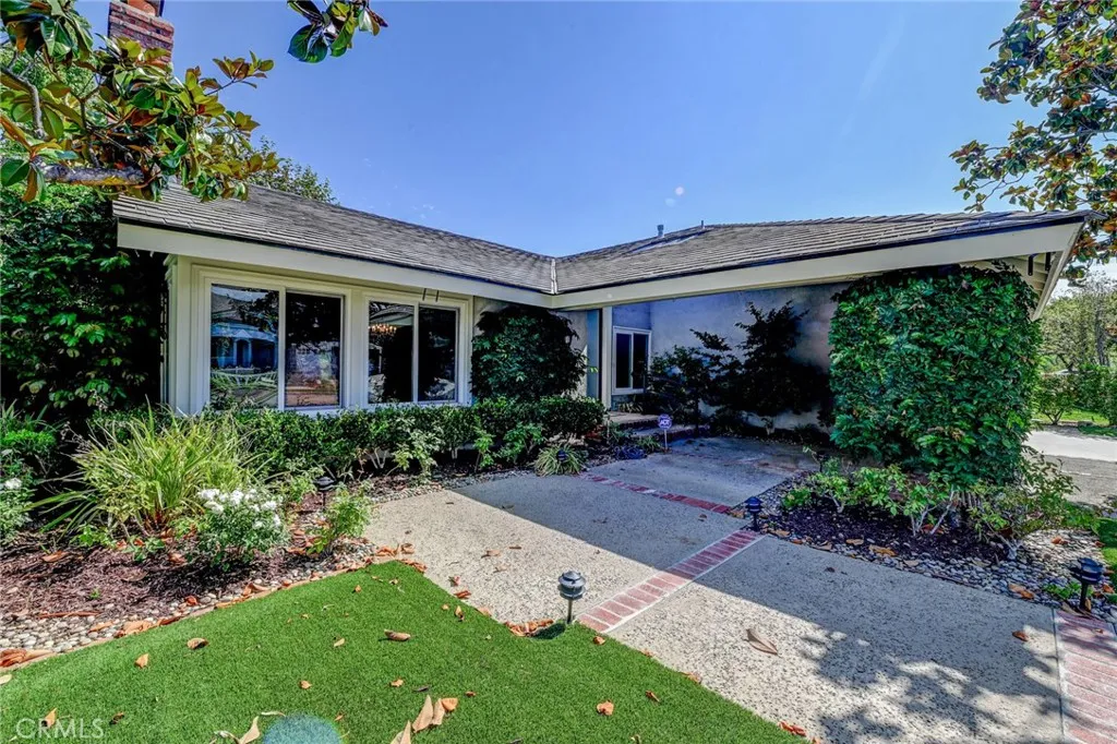 1700 Port Abbey Place