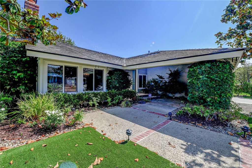 1700 Port Abbey Place