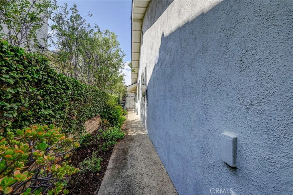 1700 Port Abbey Place