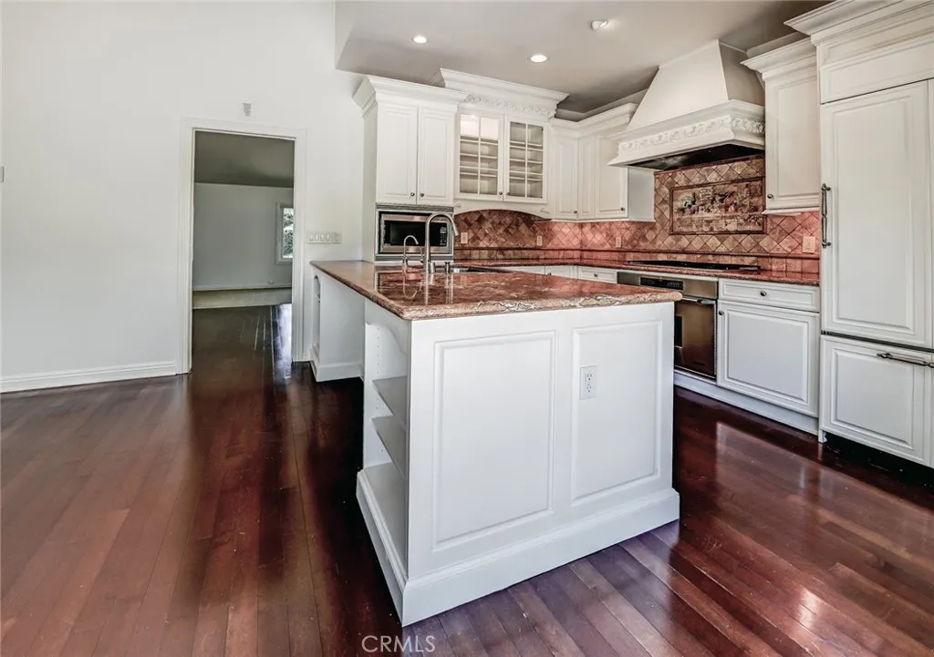 1700 Port Abbey Place