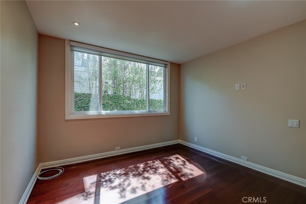 1700 Port Abbey Place