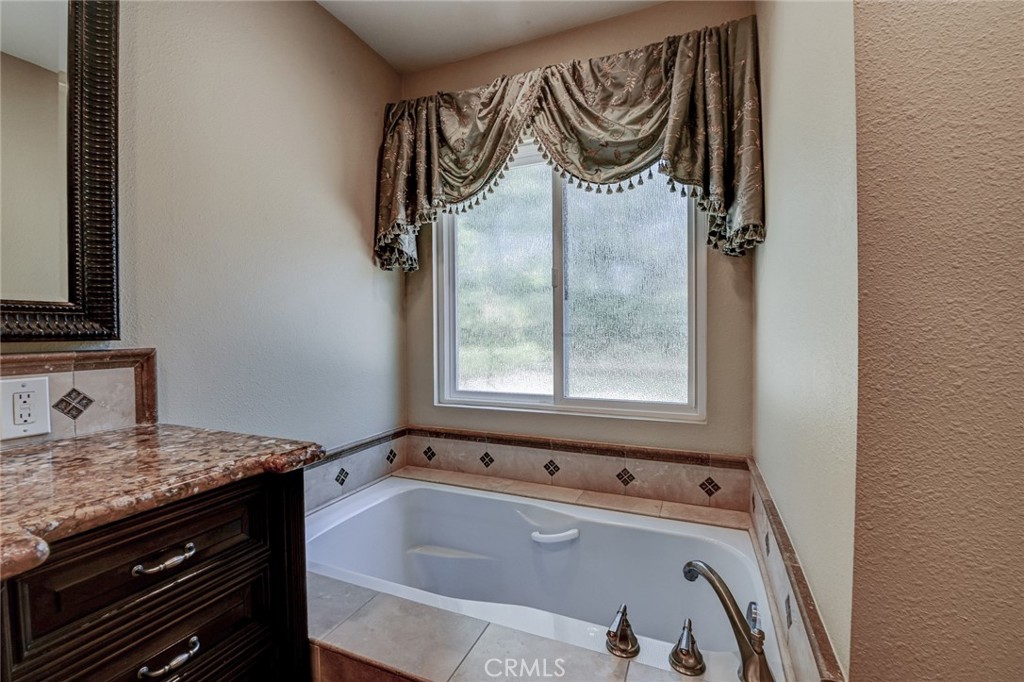 1700 Port Abbey Place