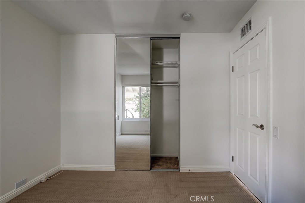 1700 Port Abbey Place