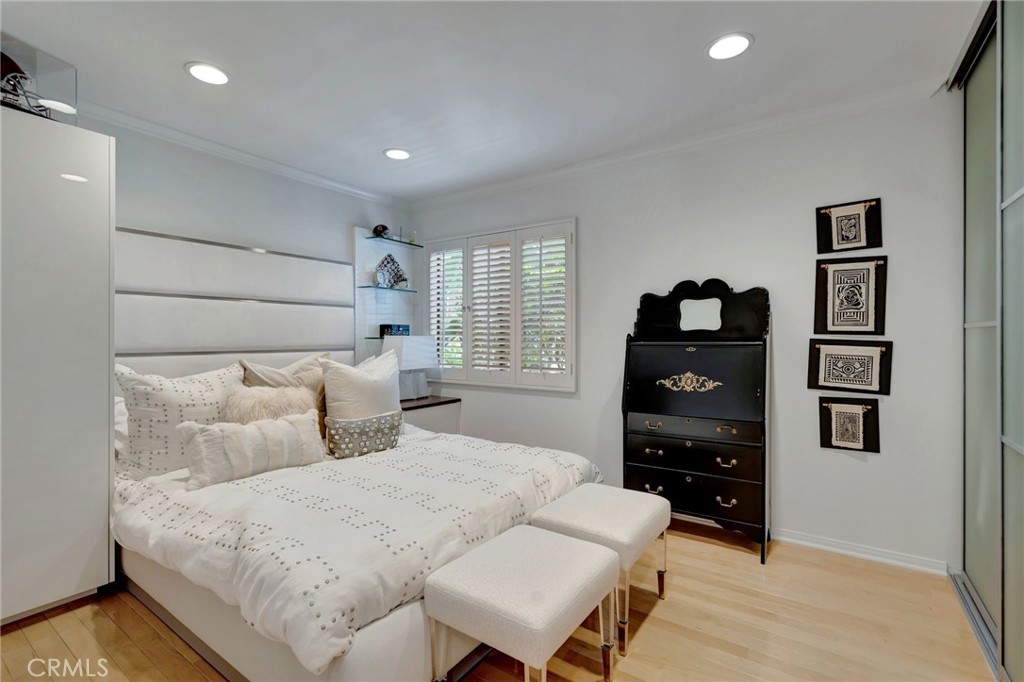 46 Sea Island Drive