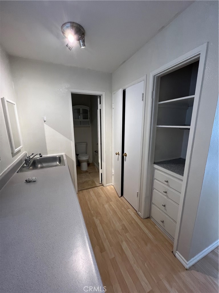 514 Marigold Ave 1/2B