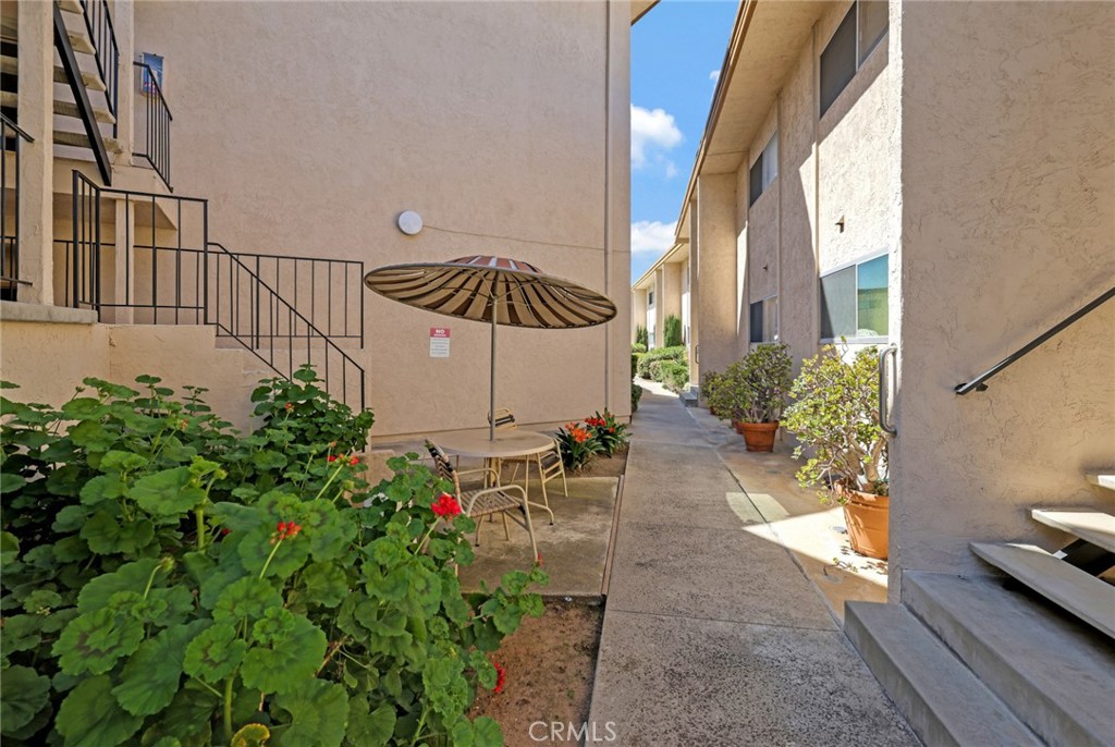 6665 Mission Gorge Road #C9