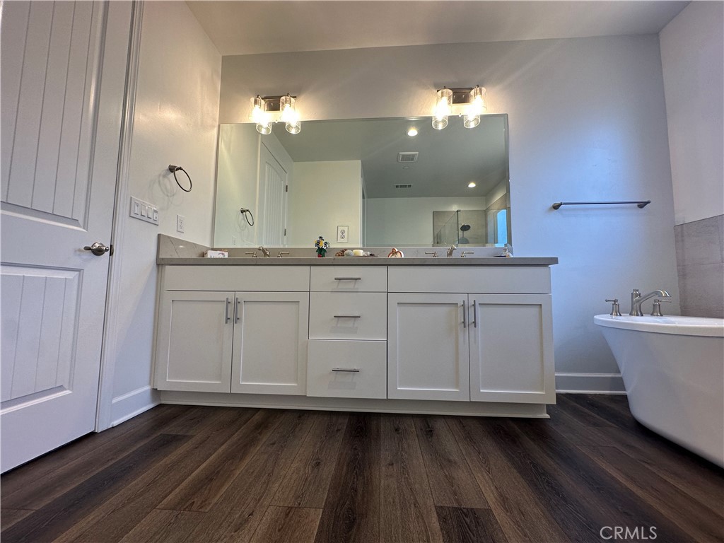 1517 Copperberry Way