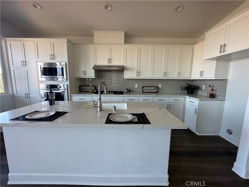 1517 Copperberry Way