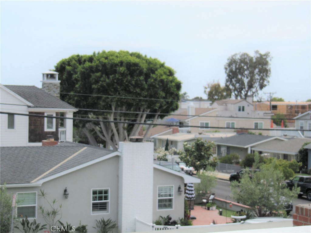 602 1/2 Poinsettia Ave