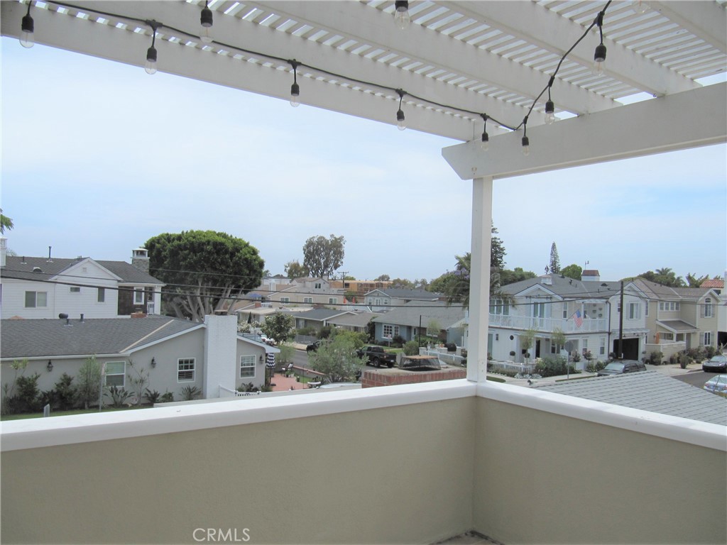 602 1/2 Poinsettia Ave