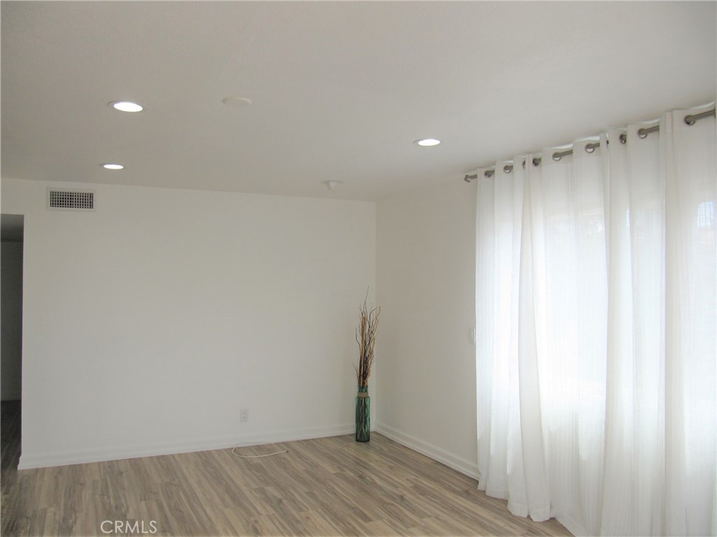 602 1/2 Poinsettia Ave