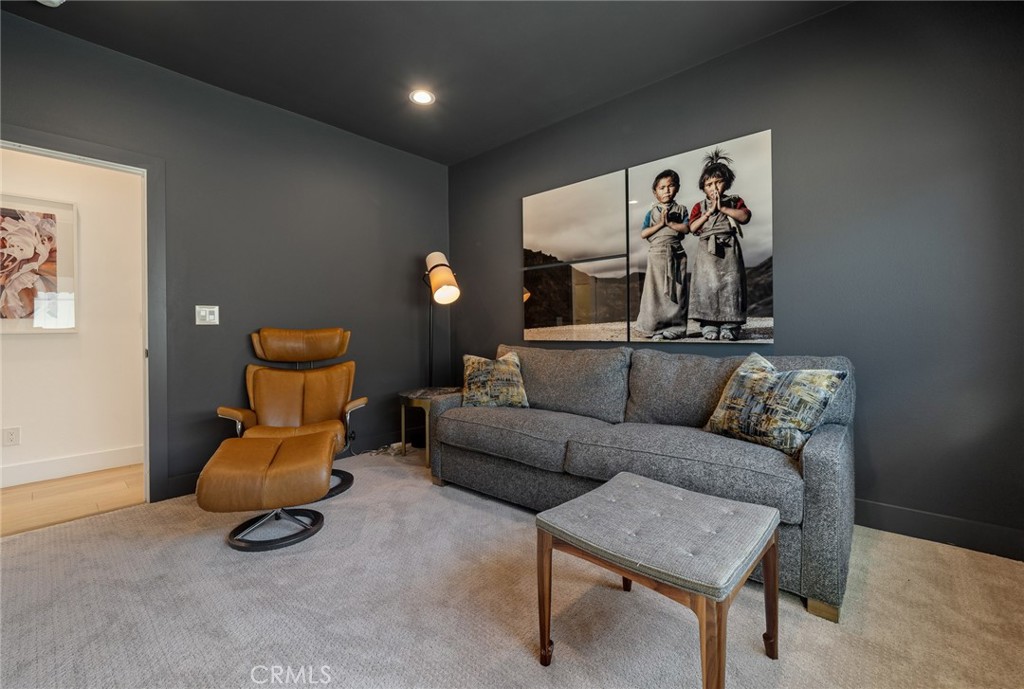 2402 Orchid Hill Place