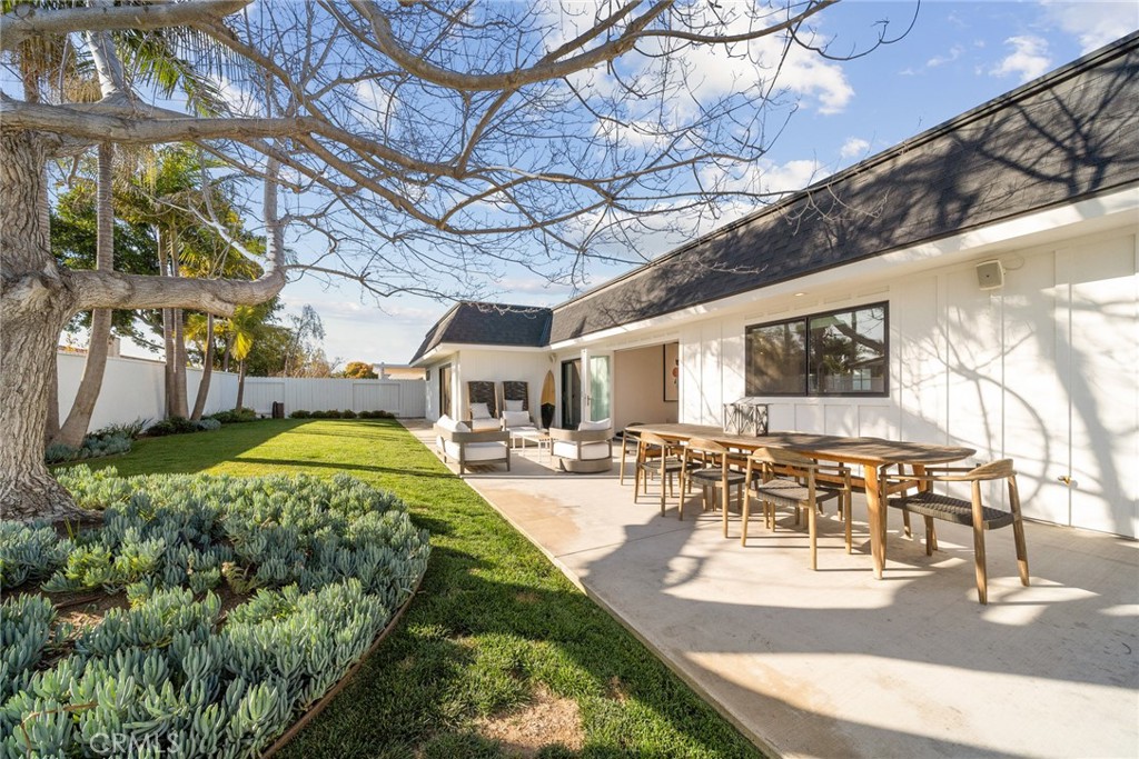 2402 Orchid Hill Place