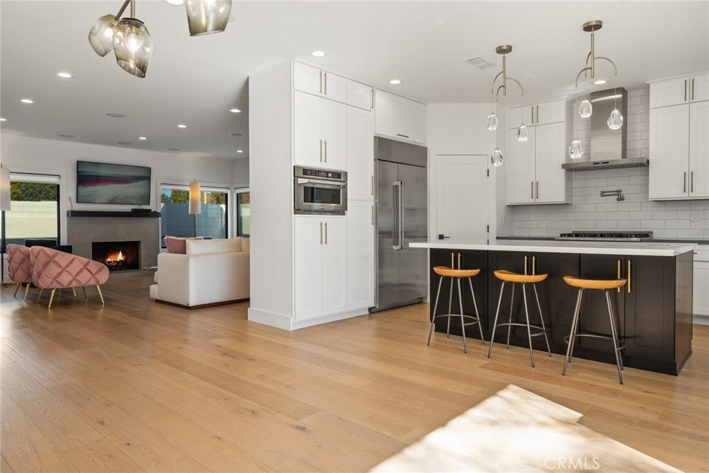 2402 Orchid Hill Place