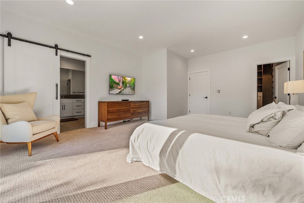 2402 Orchid Hill Place