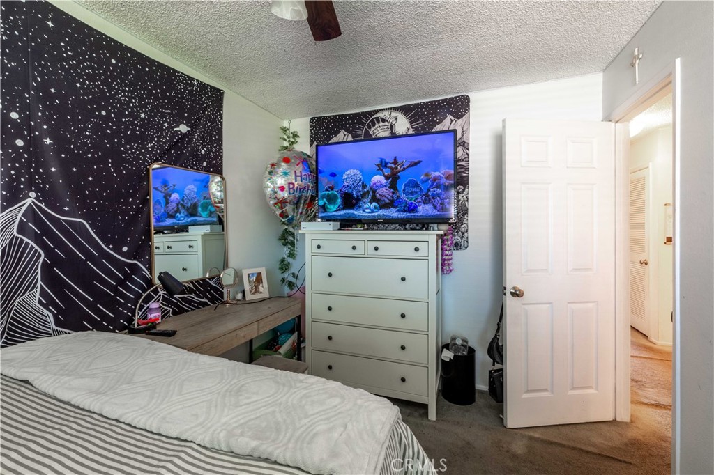 1123 N Dresden Street 15