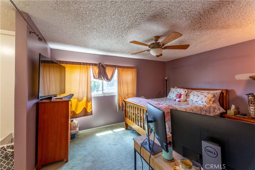 1123 N Dresden Street 15