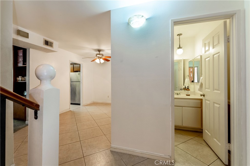 1123 N Dresden Street 15