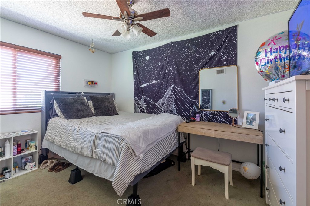 1123 N Dresden Street 15