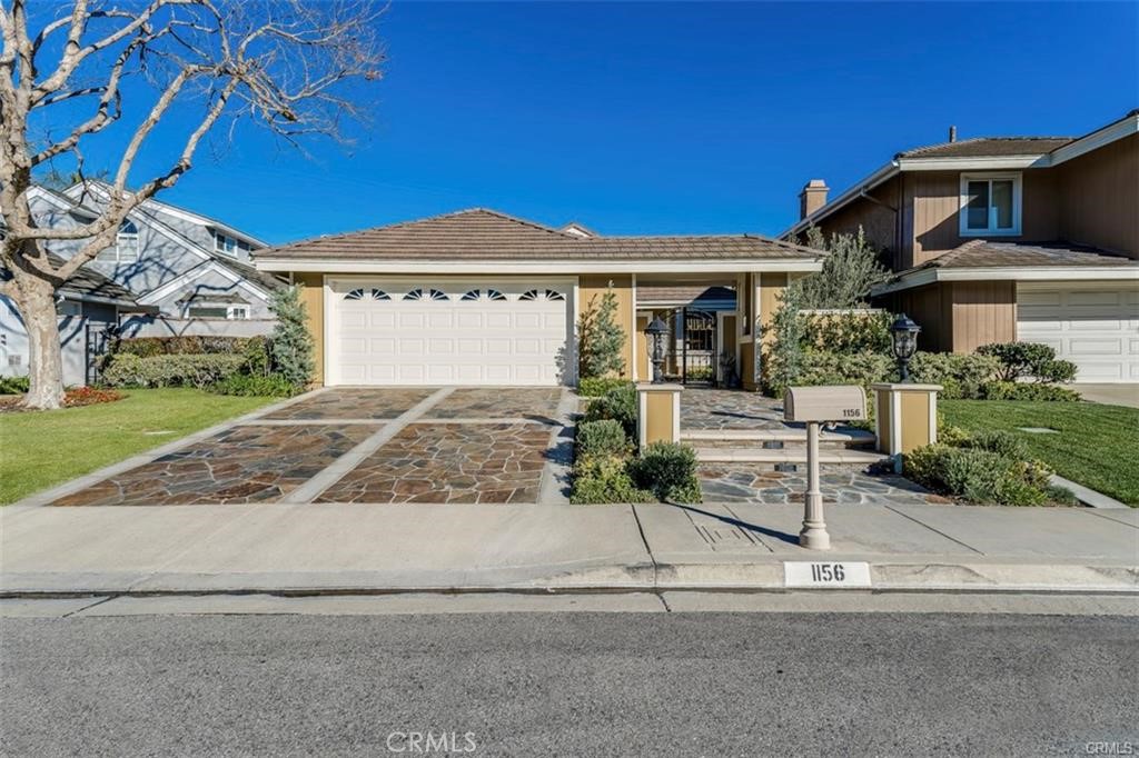 1156 Kingston Street