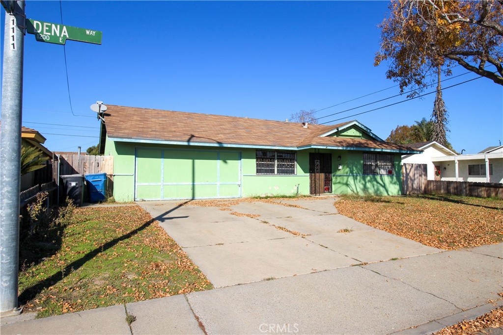 1211 Dena Way