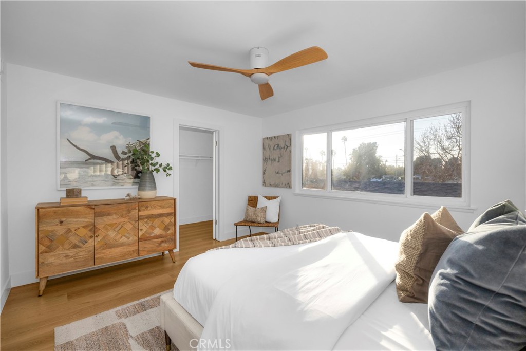 2350 Bunker Hill Way