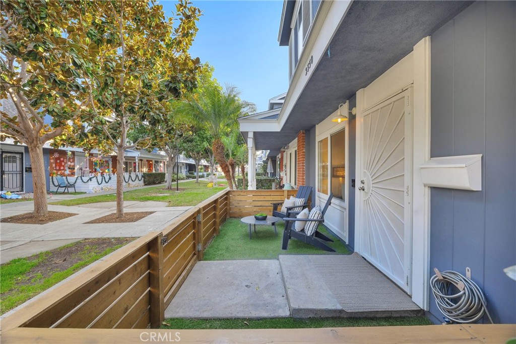 2350 Bunker Hill Way