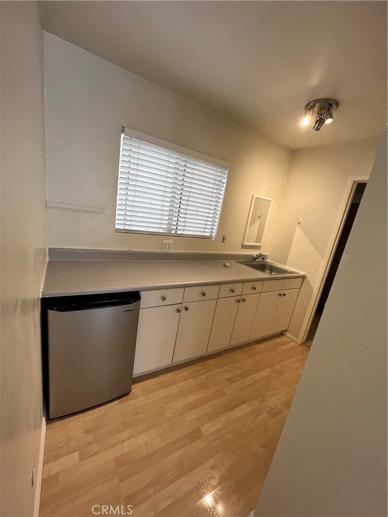 514 .5 Marigold Ave 1/2B