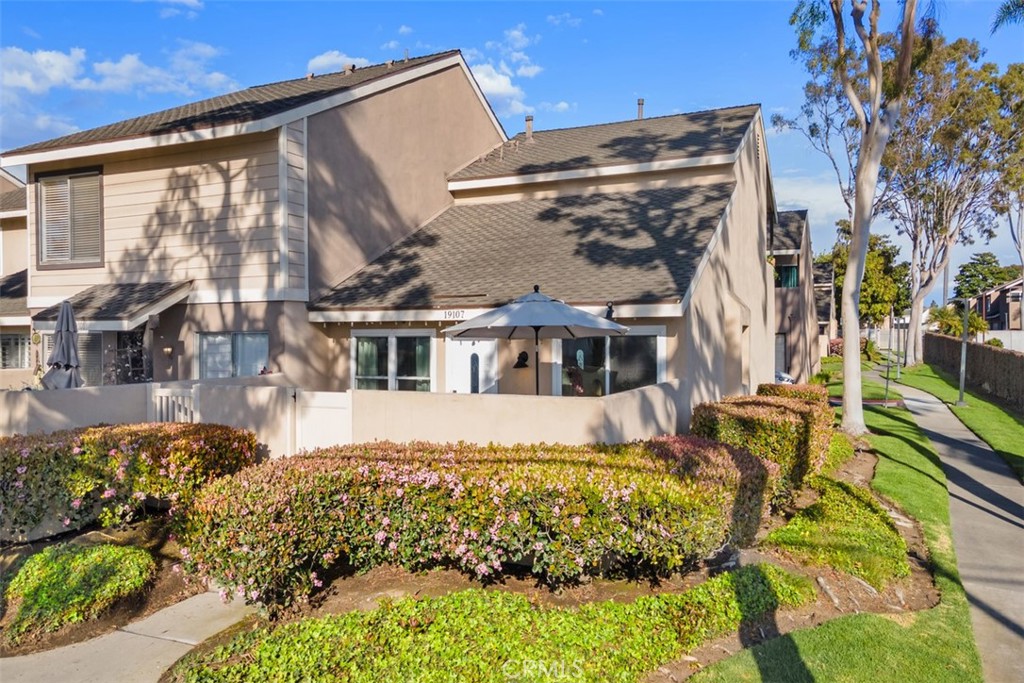 19107 Sloop Circle