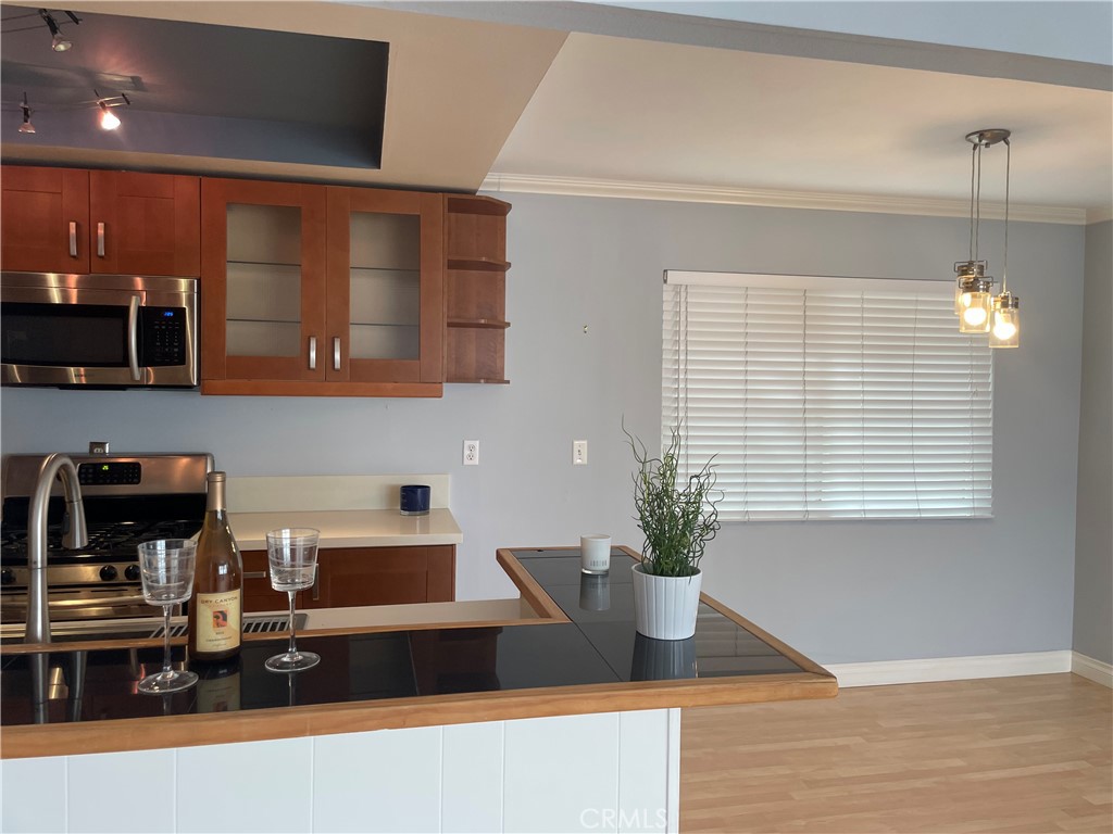 514 .5B Marigold Ave 1/2B