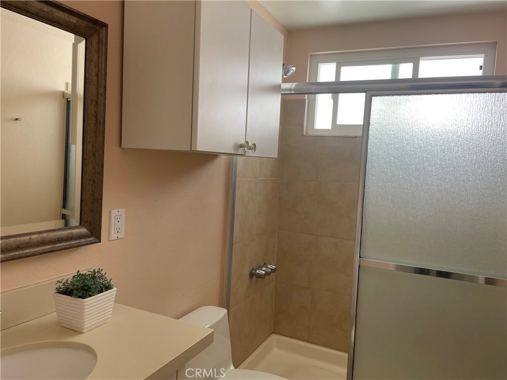 514 .5B Marigold Ave 1/2B