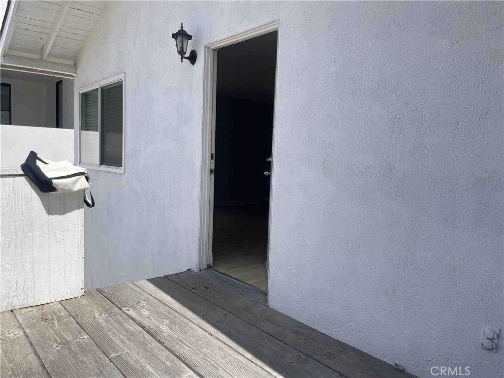 514 .5B Marigold Ave 1/2B