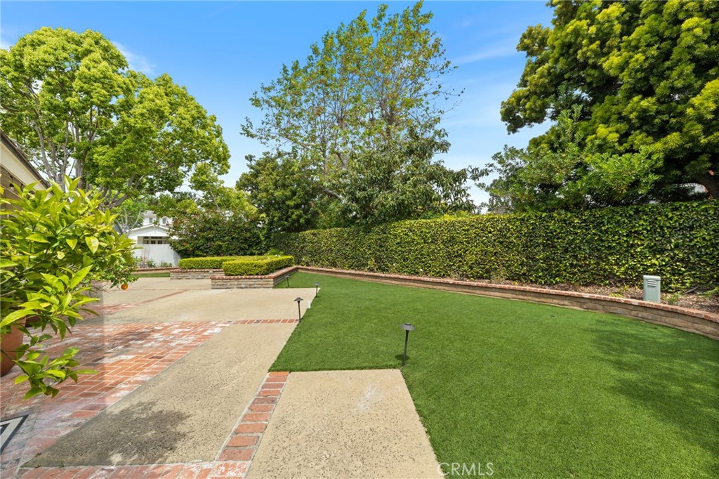 1700 Port Abbey Place