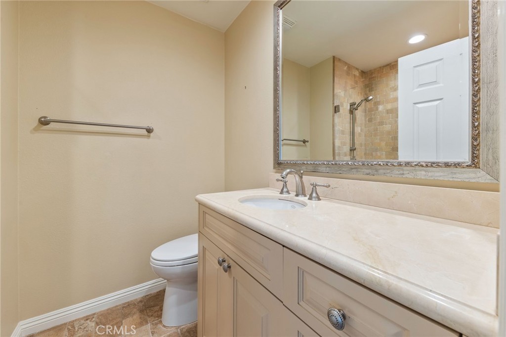 1700 Port Abbey Place